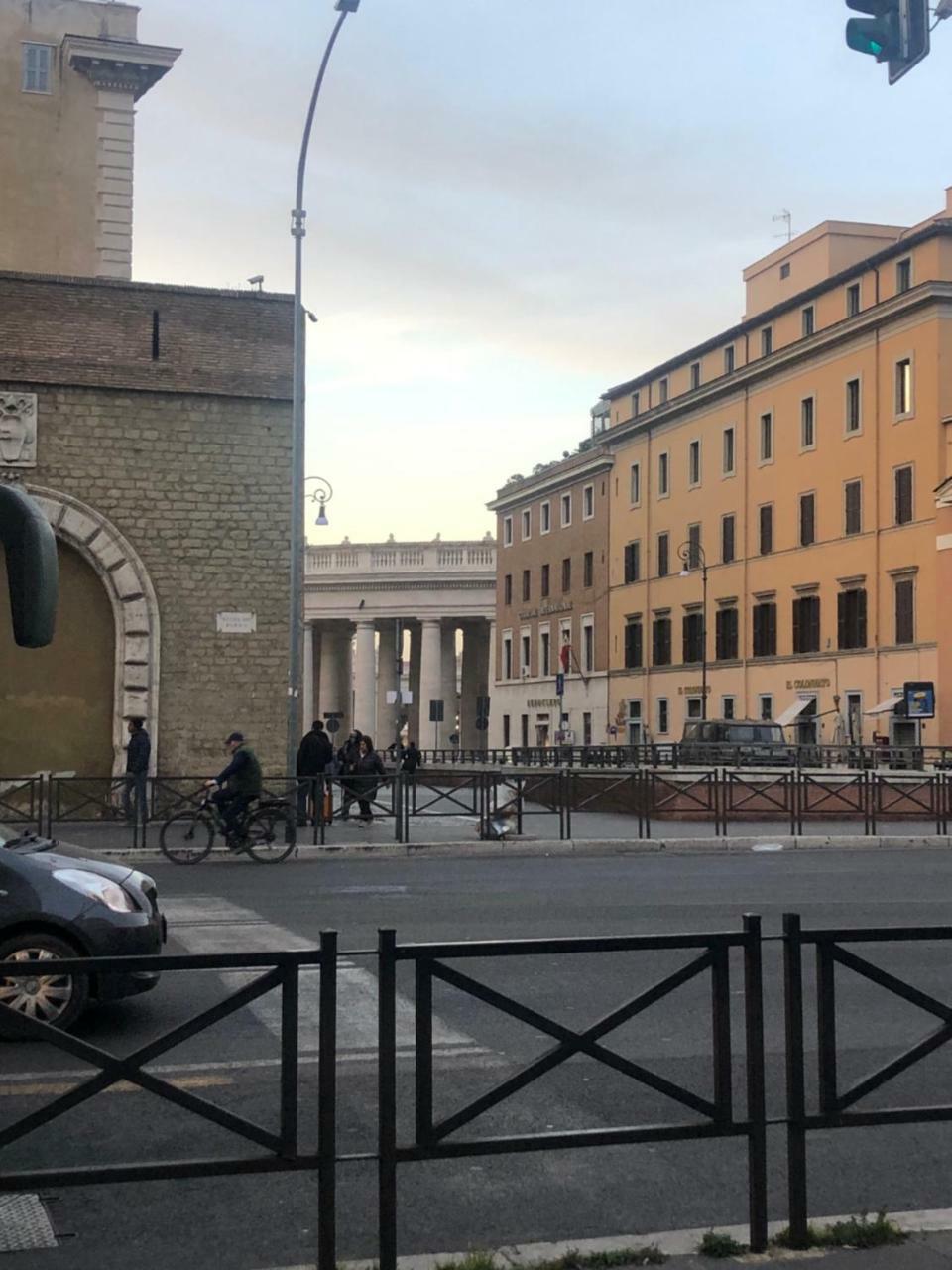 Zeus - Finestra Sul Vaticano Pensión *