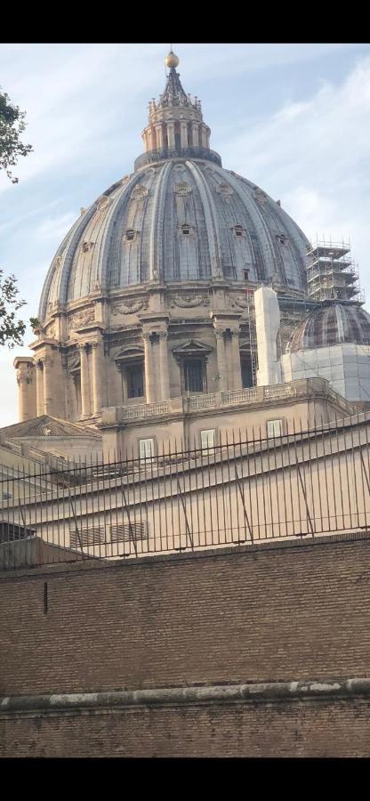 Zeus - Finestra Sul Vaticano Pensión Roma